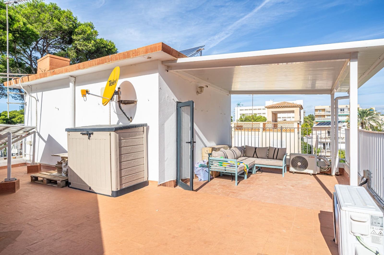 Chalet de 7 habitaciones en Palma de Mallorca en venta con piscina garaje - 1.200.000 € (Ref: 10148910)