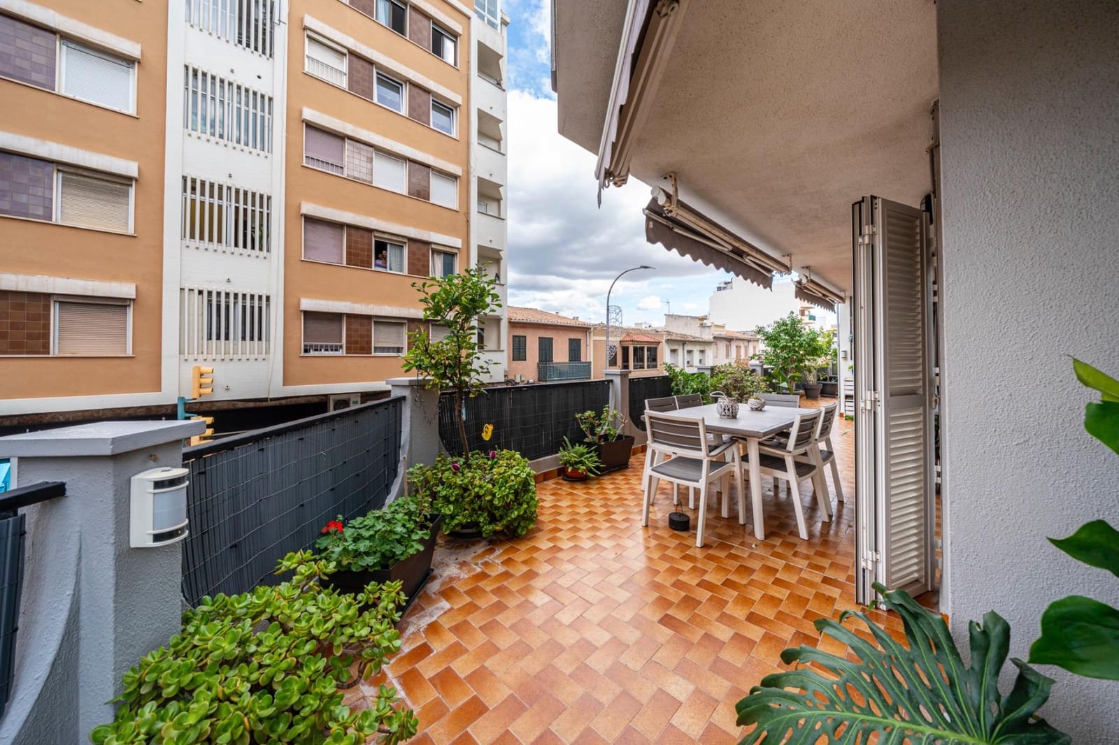 3 soverom Leilighet til salgs i Coll d'en Rabassa - € 560 000 (Ref: 10166810)
