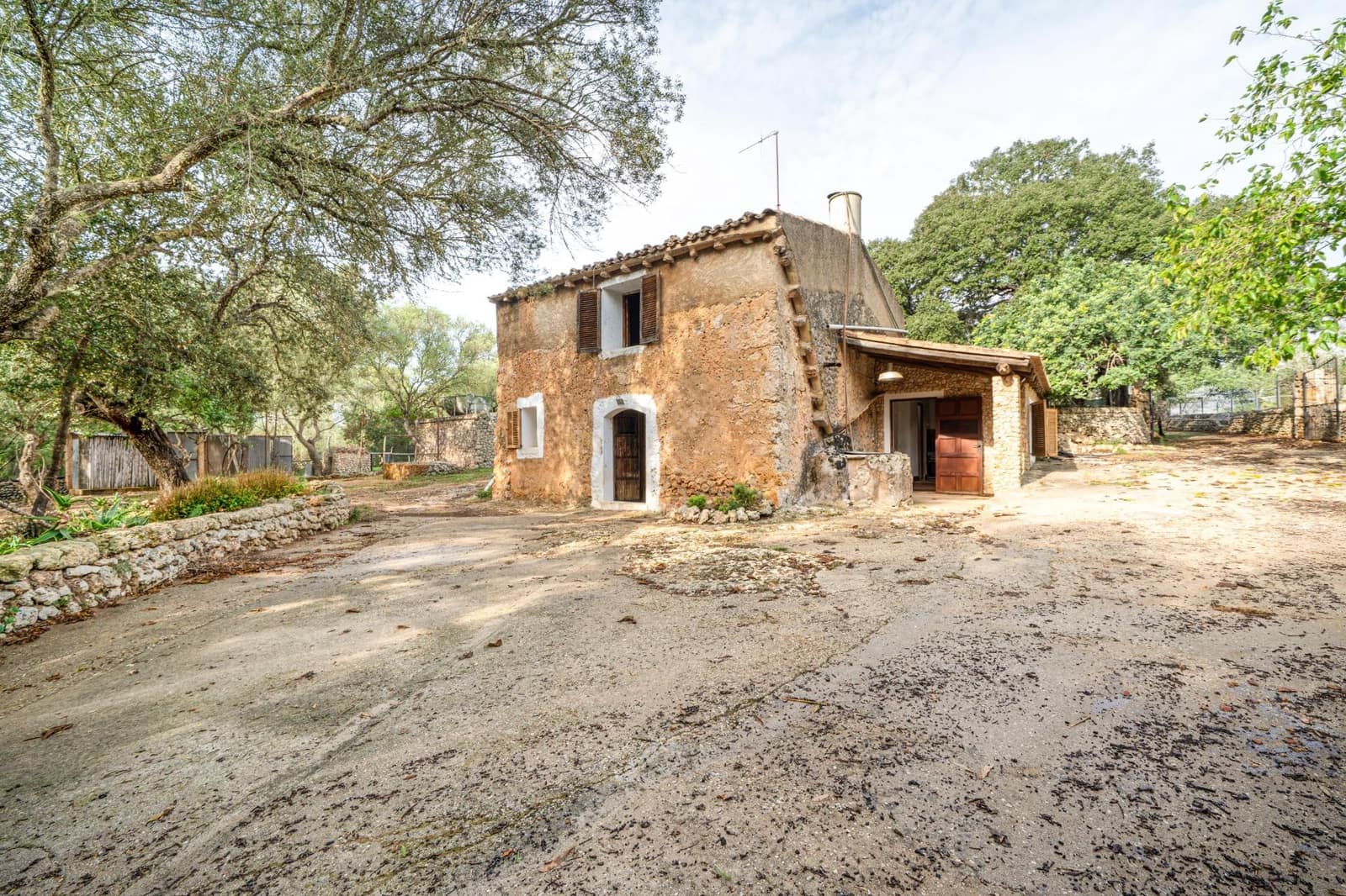3 soveværelse Finca/Landehus til salg i Inca med swimmingpool - € 449.000 (Ref: 10177359)