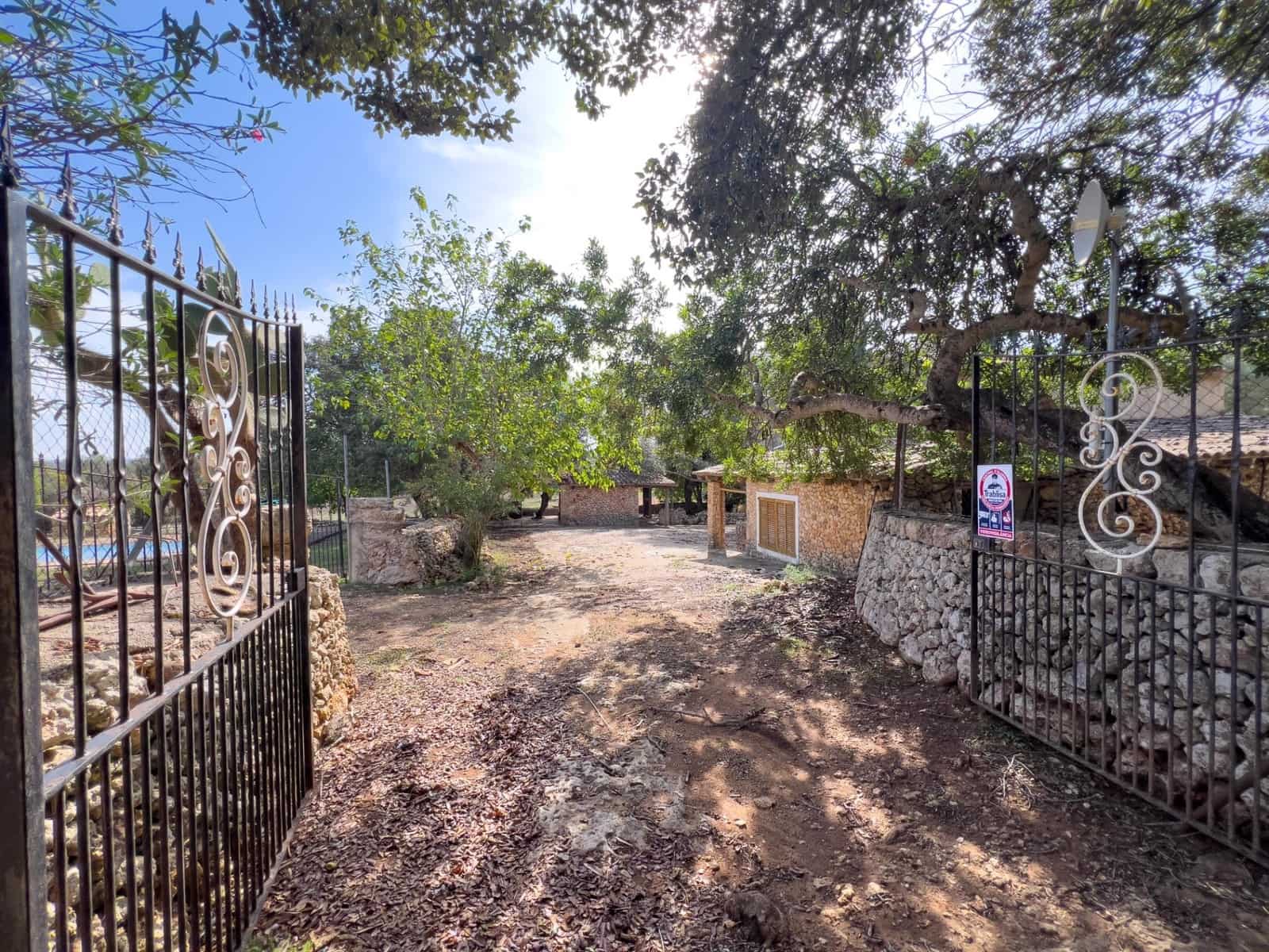 3 soveværelse Finca/Landehus til salg i Inca med swimmingpool - € 449.000 (Ref: 10177359)
