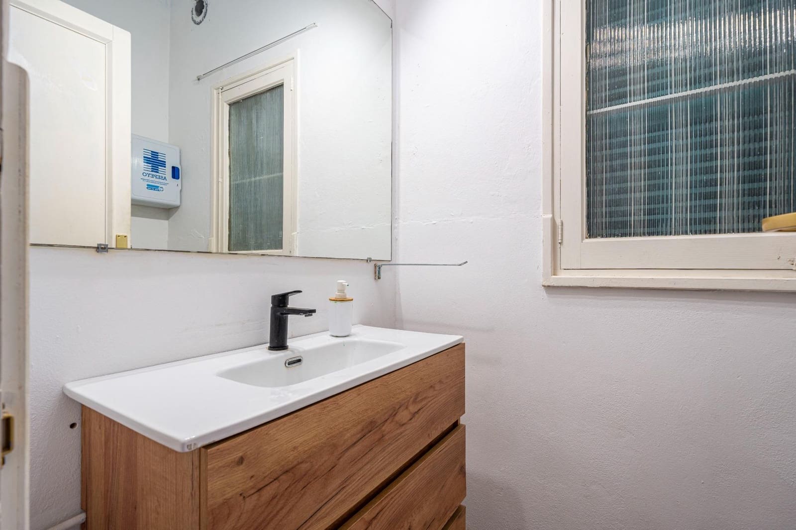 Kommersiell til leie i Palma de Mallorca - € 750 (Ref: 10180783)