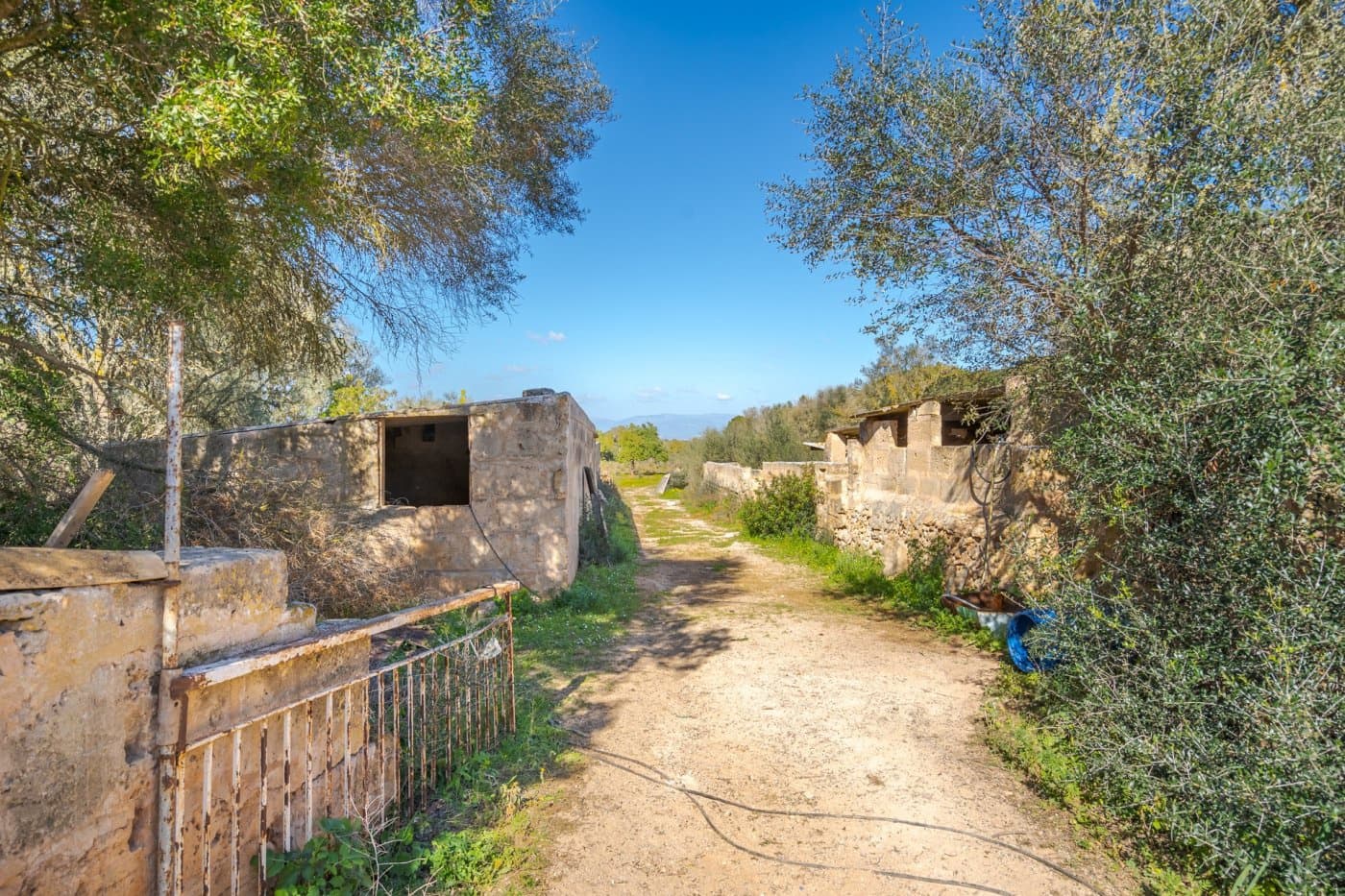 5 soveværelse Finca/Landehus til salg i Puig de Ros med garage - € 8.000.000 (Ref: 7638076)