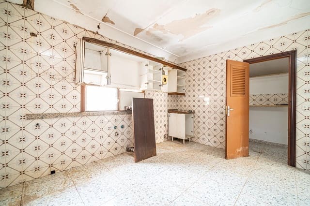 6 soverom Hus til salgs i Cala Ratjada, Capdepera med garasje - € 440 000 (Ref: 7638177)