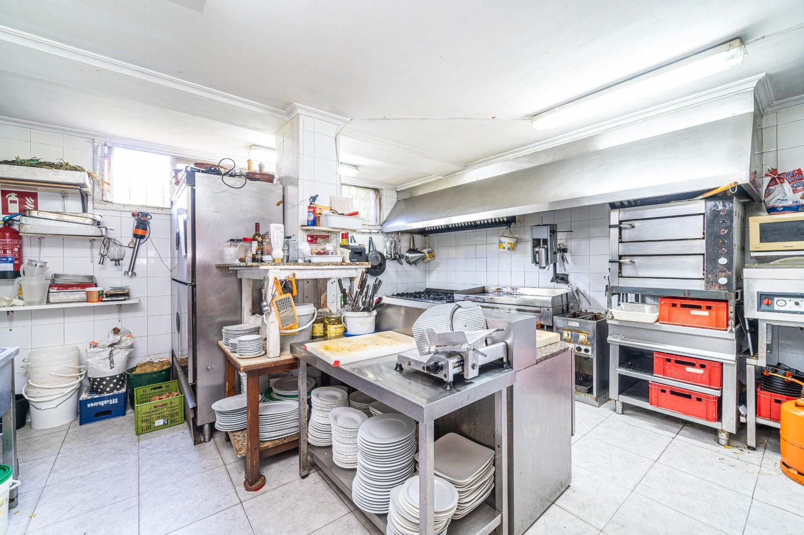 Erhverv til leje i Cala Ratjada - € 870 (Ref: 7638216)