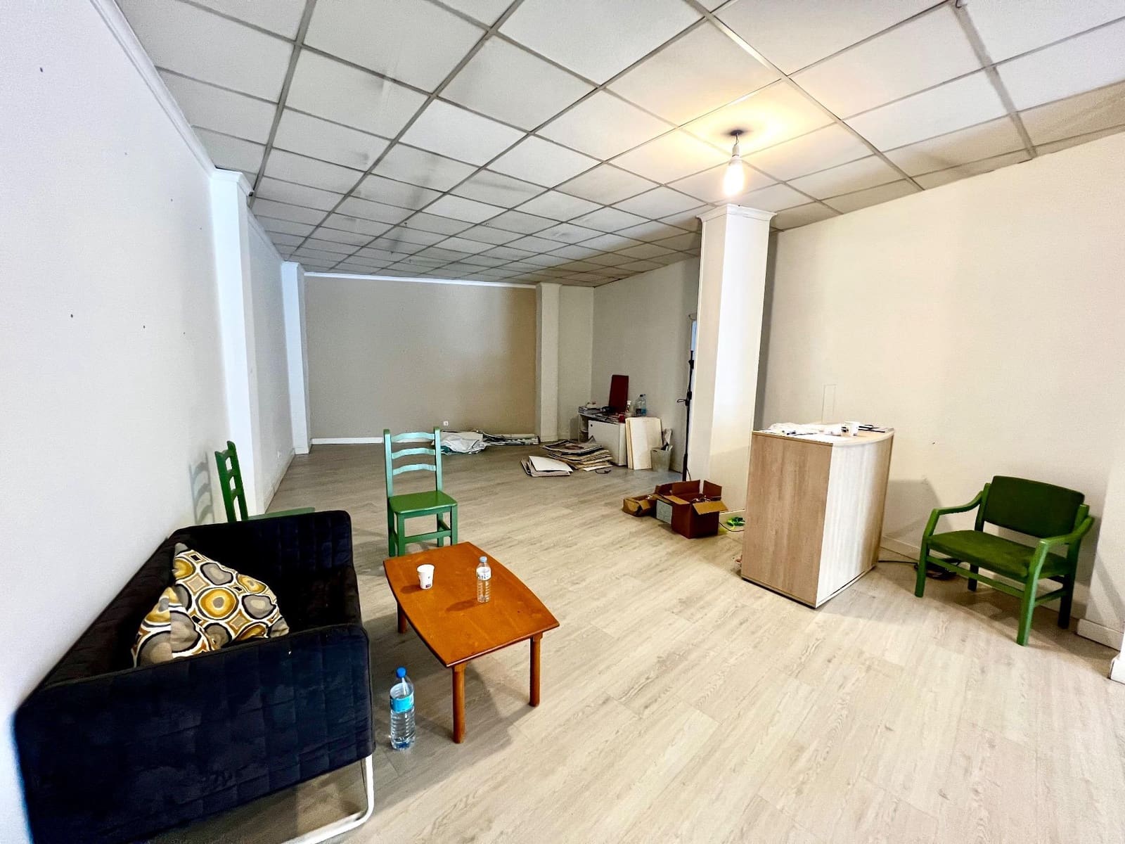2 bedroom Commercial for rent in Manacor - € 1,200 (Ref: 7640932)