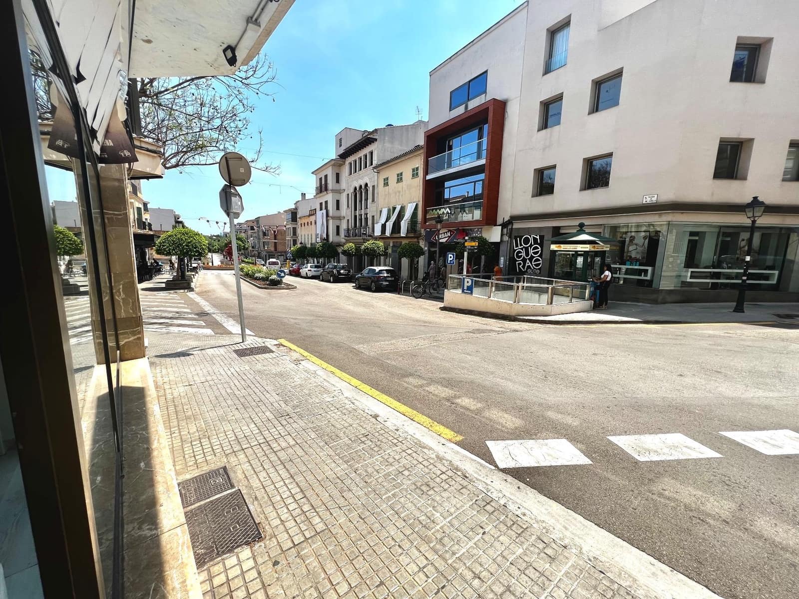 2 bedroom Commercial for rent in Manacor - € 1,200 (Ref: 7640932)