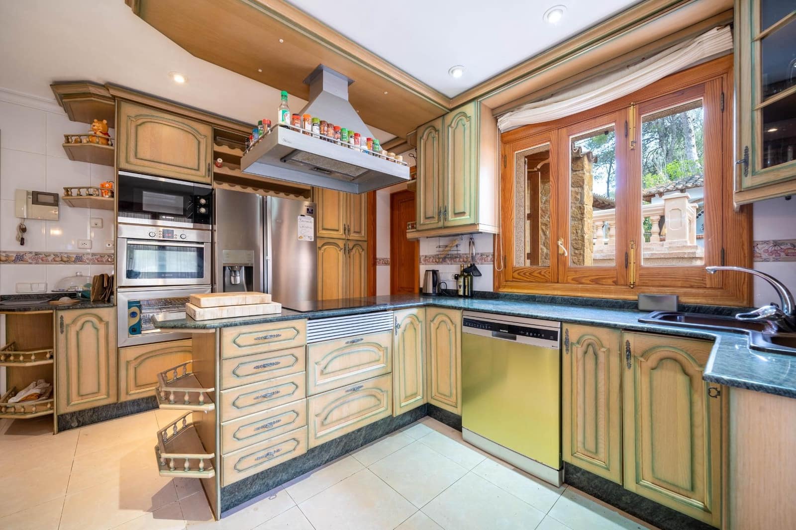 5 bedroom Villa for sale in Palma de Mallorca with pool garage - € 2,400,000 (Ref: 7678307)