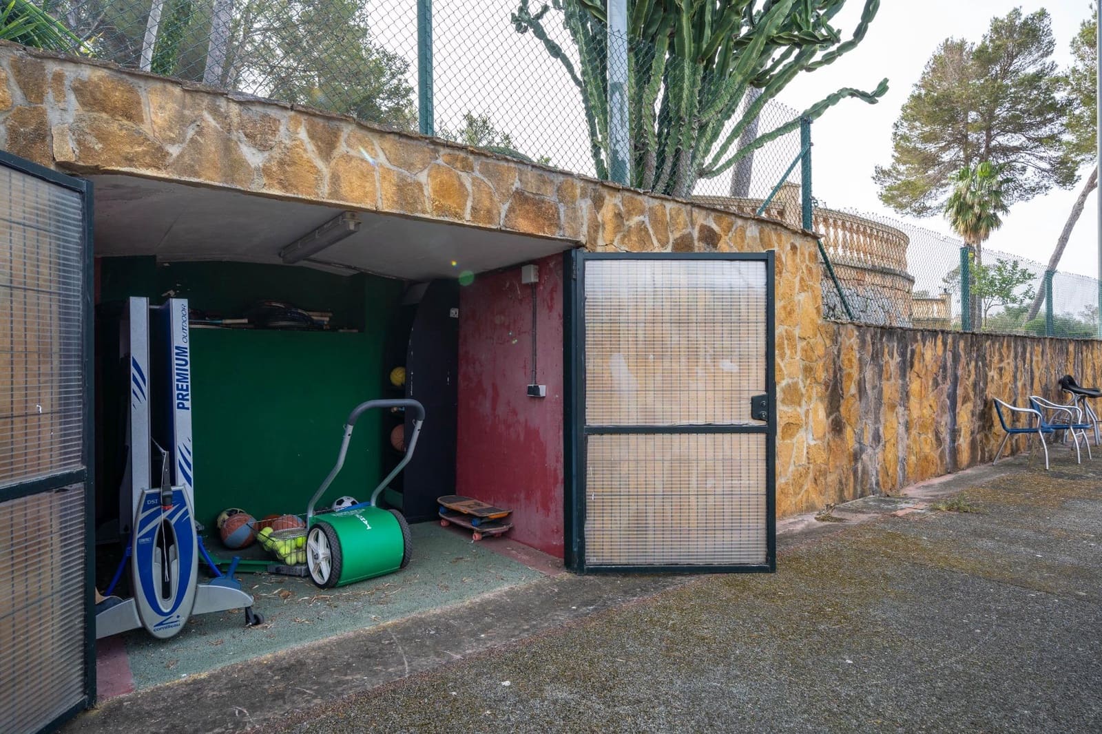 5 bedroom Villa for sale in Palma de Mallorca with pool garage - € 2,400,000 (Ref: 7678307)