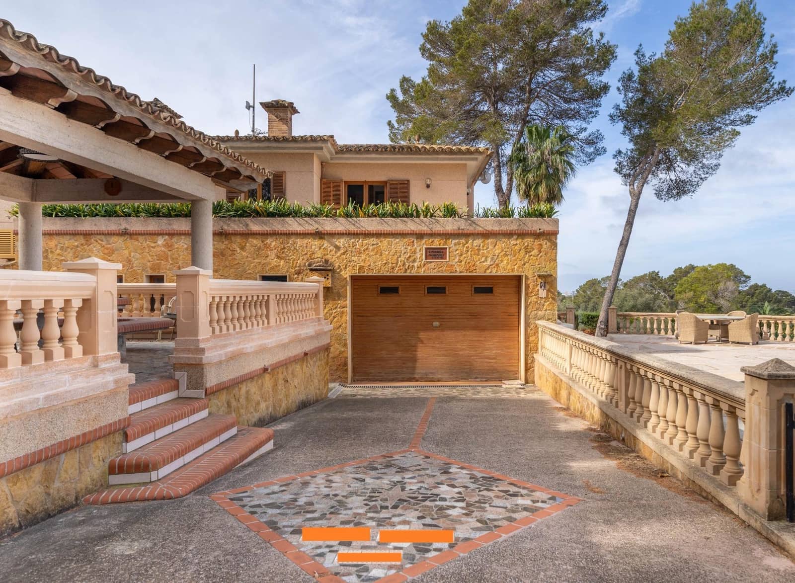 5 bedroom Villa for sale in Palma de Mallorca with pool garage - € 2,400,000 (Ref: 7678307)