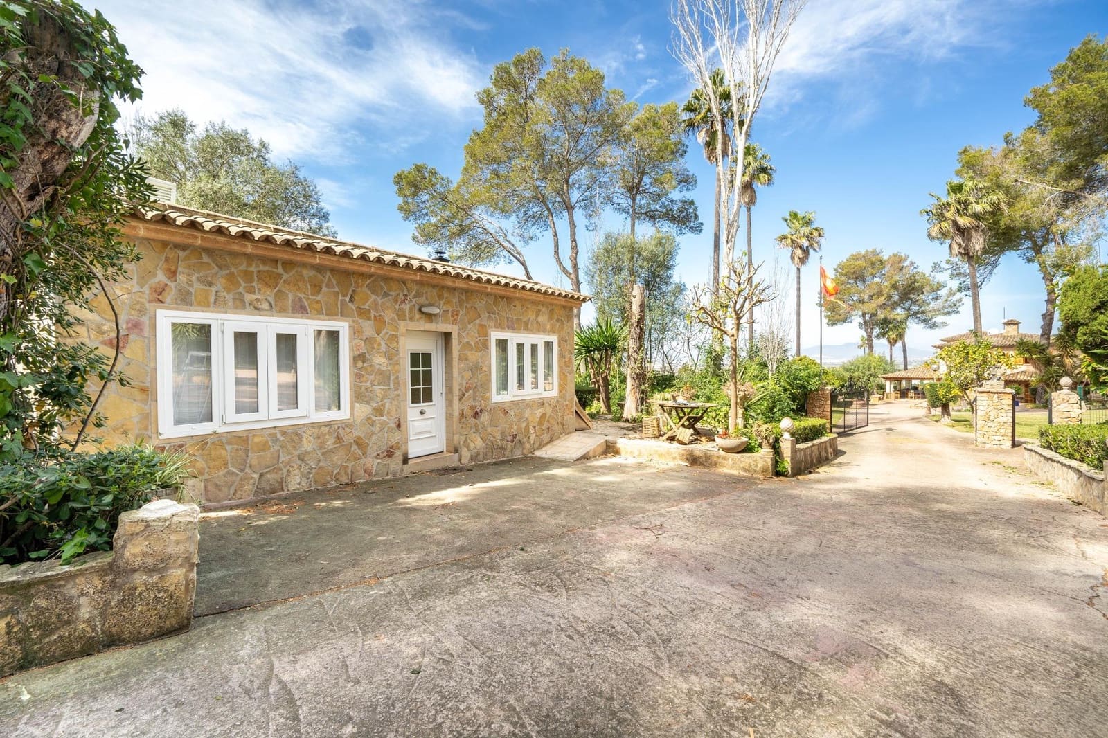 5 bedroom Villa for sale in Palma de Mallorca with pool garage - € 2,400,000 (Ref: 7678307)