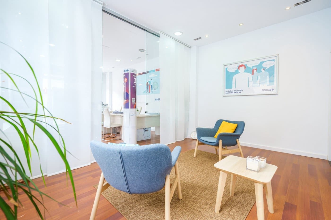 2 bedroom Commercial for sale in Palma de Mallorca - € 170,000 (Ref: 7718373)
