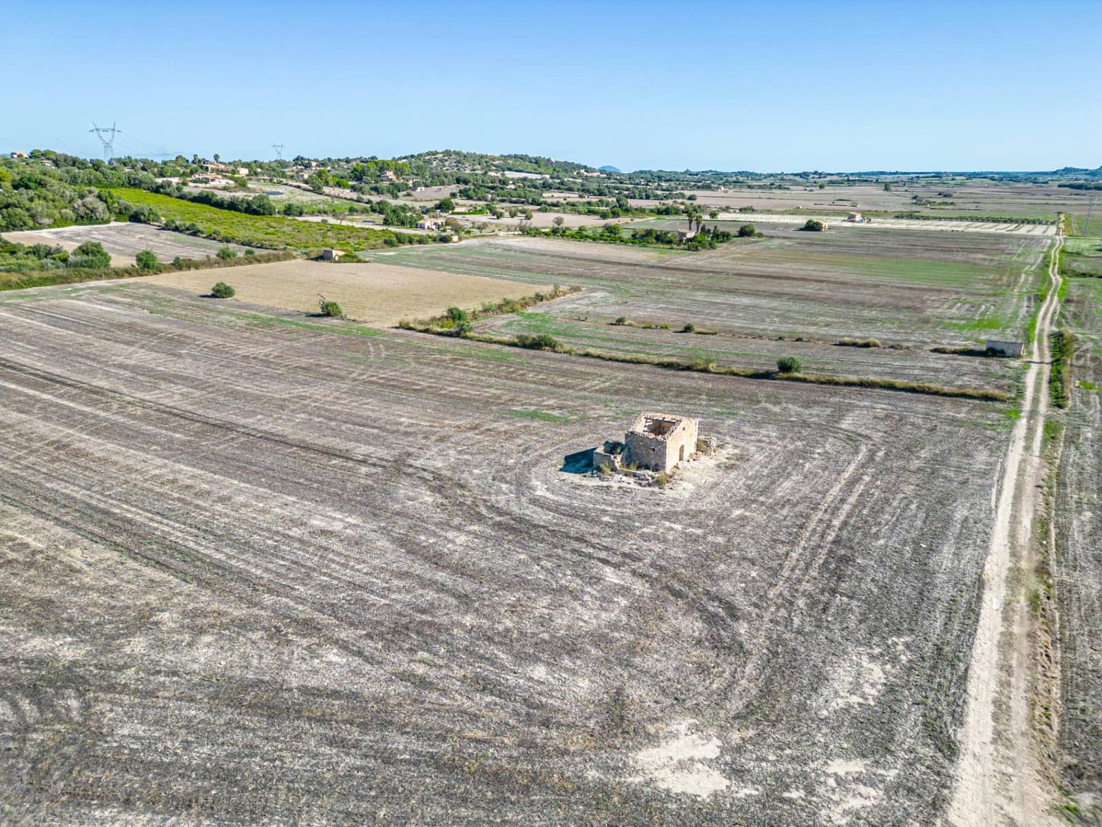 Byggegrund til salg i Llubi - € 250.000 (Ref: 7832865)