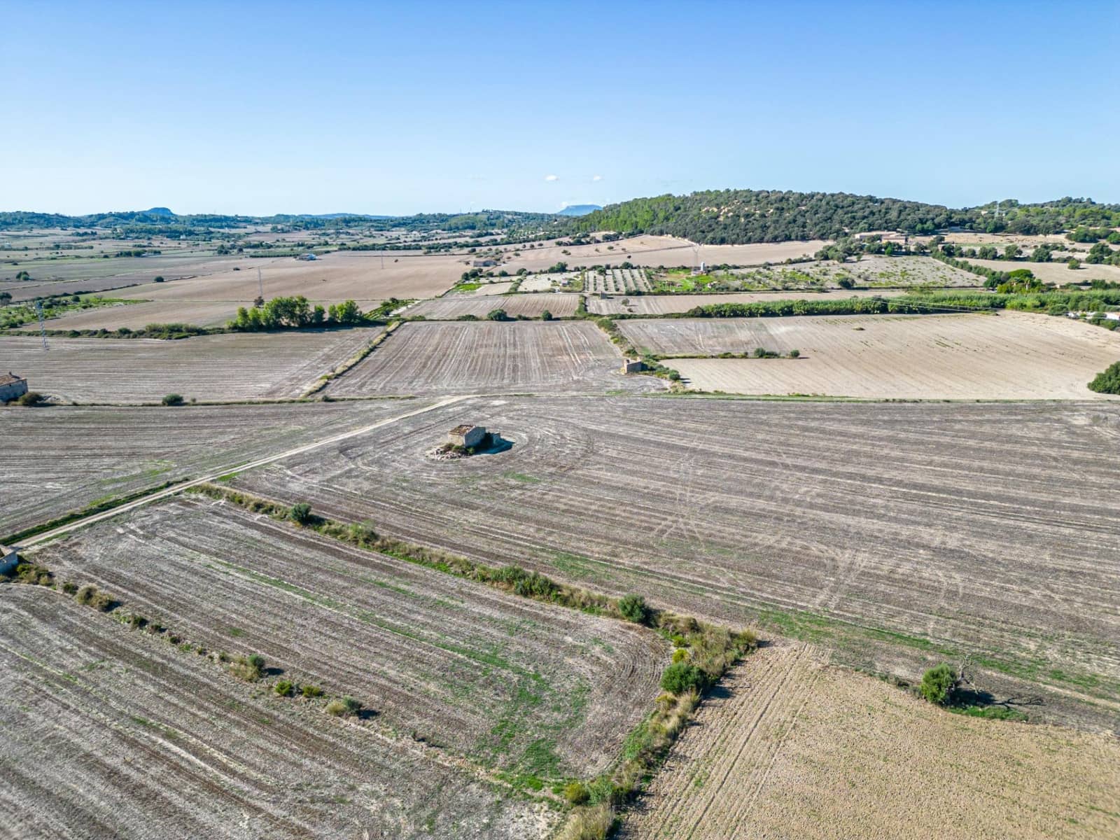 Byggegrund til salg i Llubi - € 250.000 (Ref: 7832865)