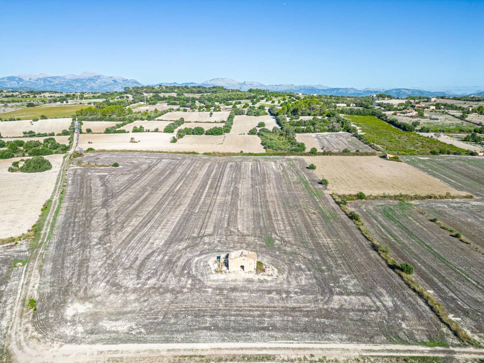 Byggegrund til salg i Llubi - € 250.000 (Ref: 7832865)