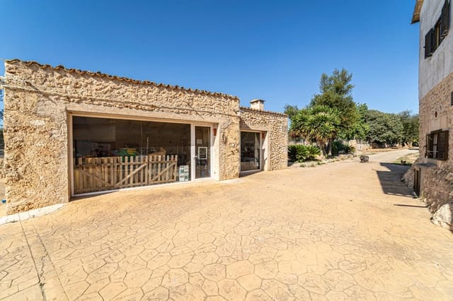 7 slaapkamer Finca/Landhuis te koop in Lloret de Vista Alegre met zwembad garage - € 3.800.000 (Ref: 7840767)