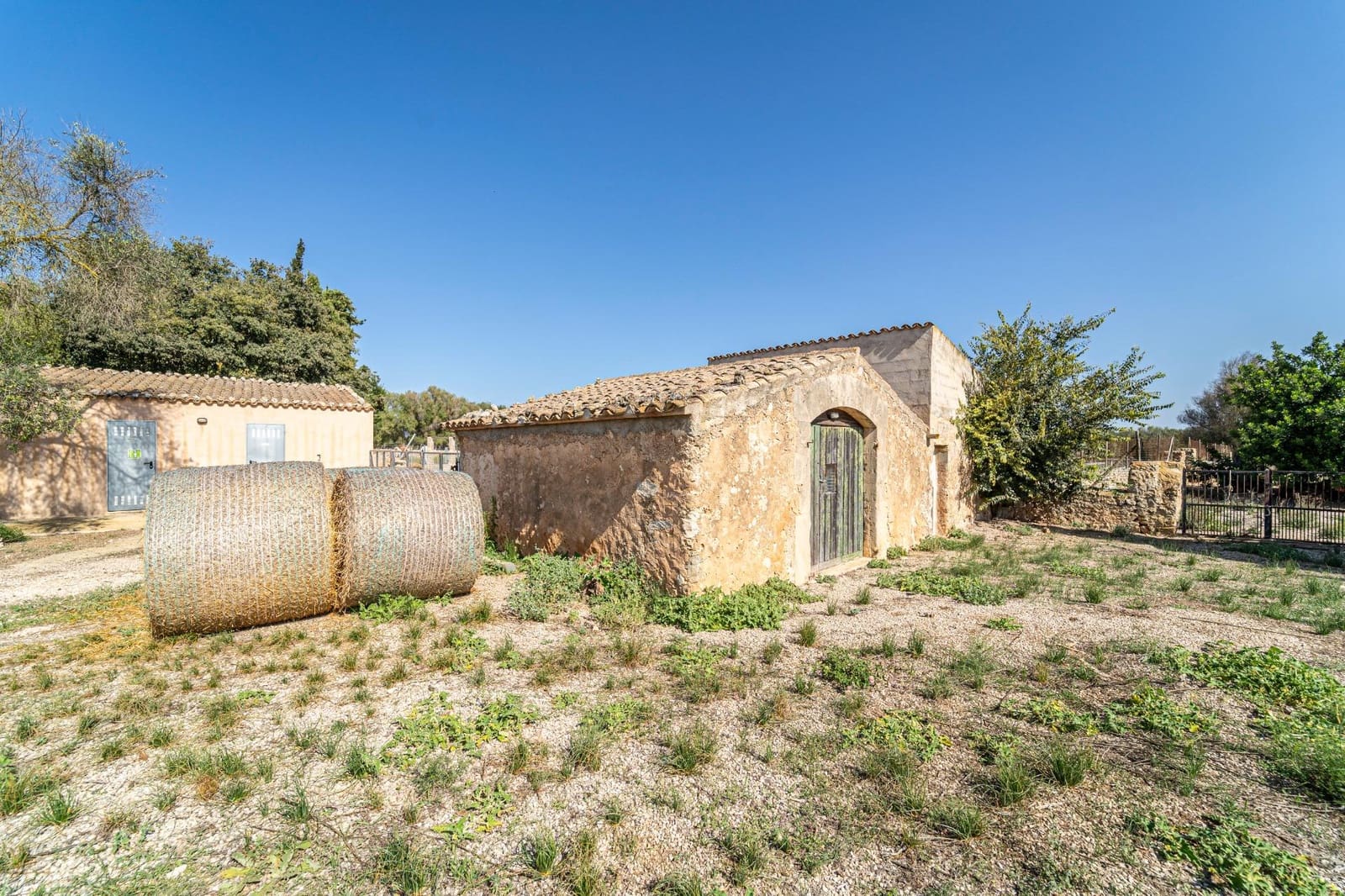 7 soveværelse Finca/Landehus til salg i Lloret de Vista Alegre med swimmingpool garage - € 3.800.000 (Ref: 7840767)