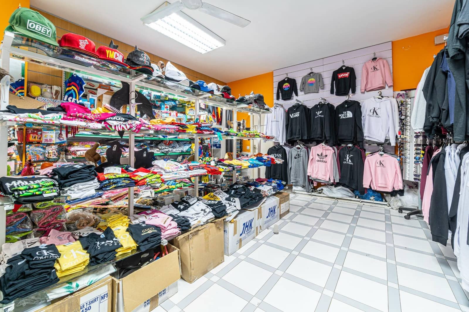 Erhverv til salg i Cala Millor - € 179.000 (Ref: 8092427)