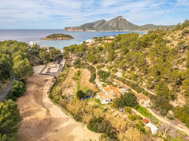 6 soveværelse Finca/Landehus til salg i Sant Elm, Andratx - € 1.490.000 (Ref: 8170049)