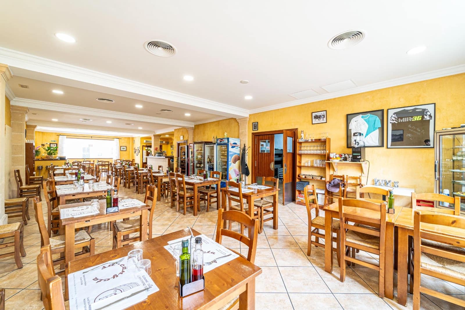 3 soveværelse Erhverv til leje i Maria de la Salud / Maria de la Salut - € 2.600 (Ref: 8211551)