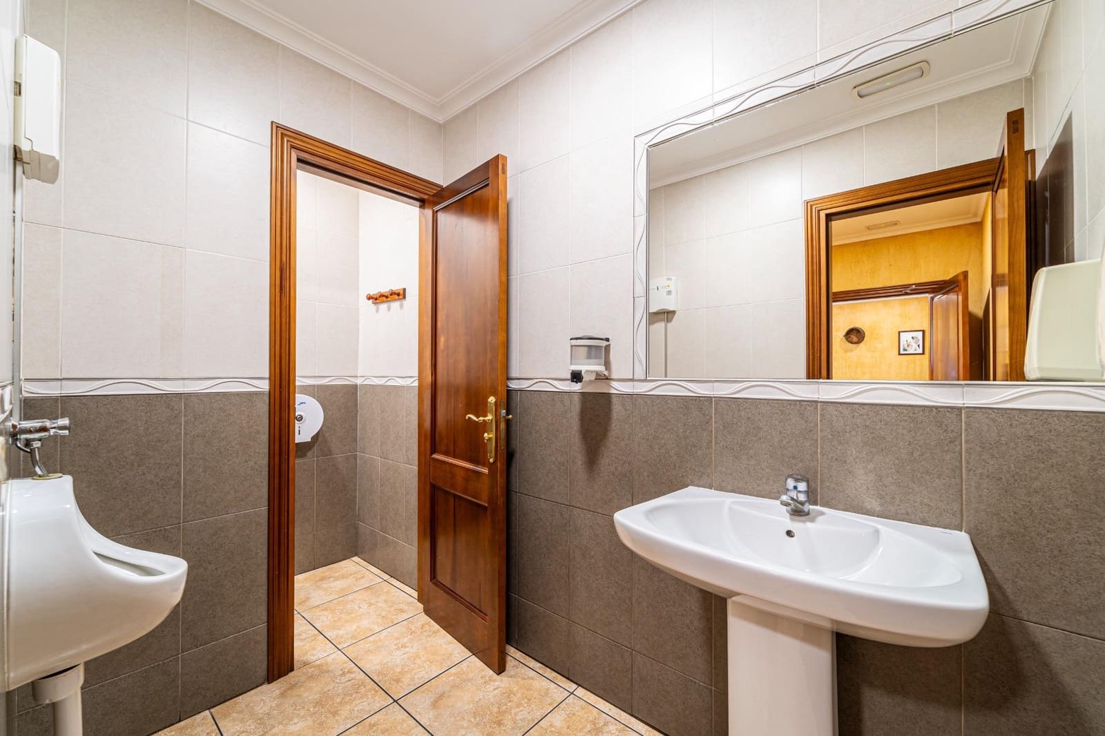 3 soveværelse Erhverv til leje i Maria de la Salud / Maria de la Salut - € 2.600 (Ref: 8211551)