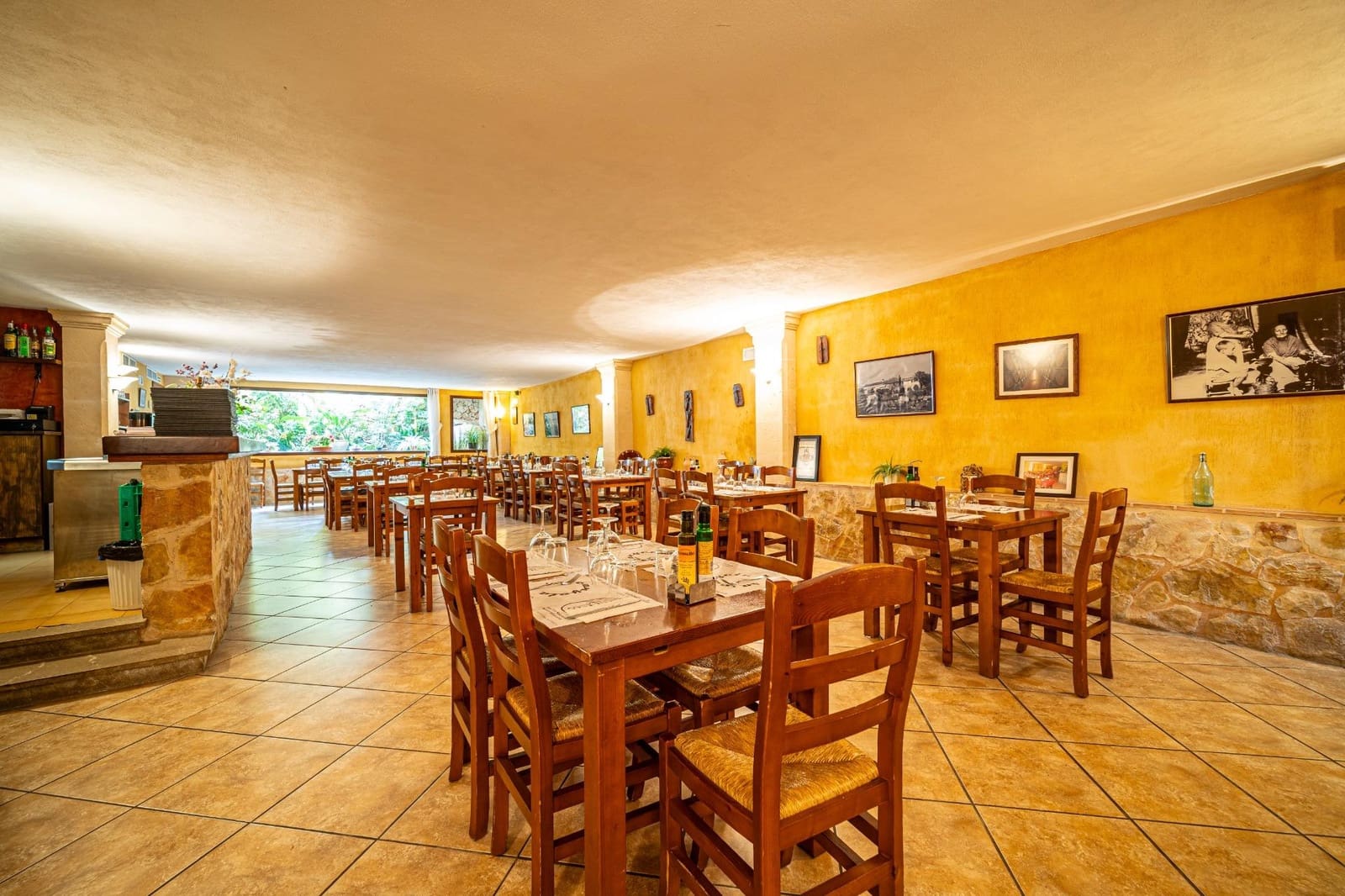 3 soveværelse Erhverv til leje i Maria de la Salud / Maria de la Salut - € 2.600 (Ref: 8211551)