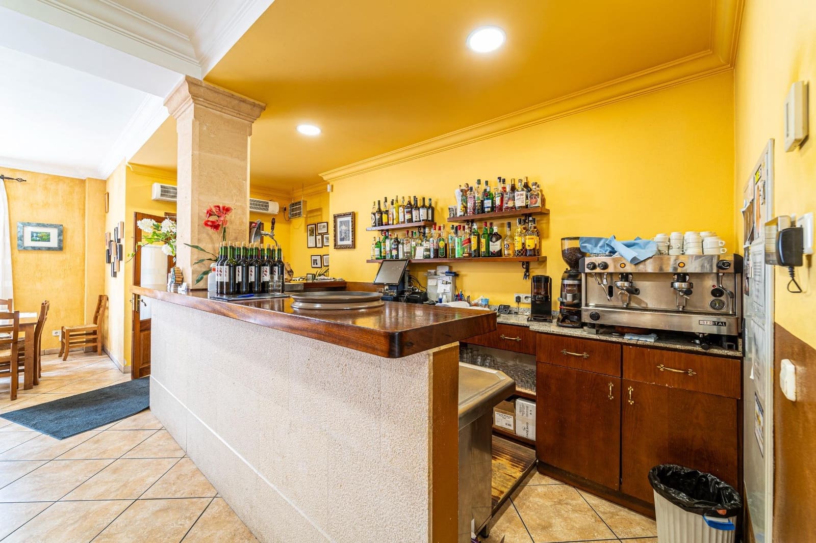 3 soveværelse Erhverv til leje i Maria de la Salud / Maria de la Salut - € 2.600 (Ref: 8211551)