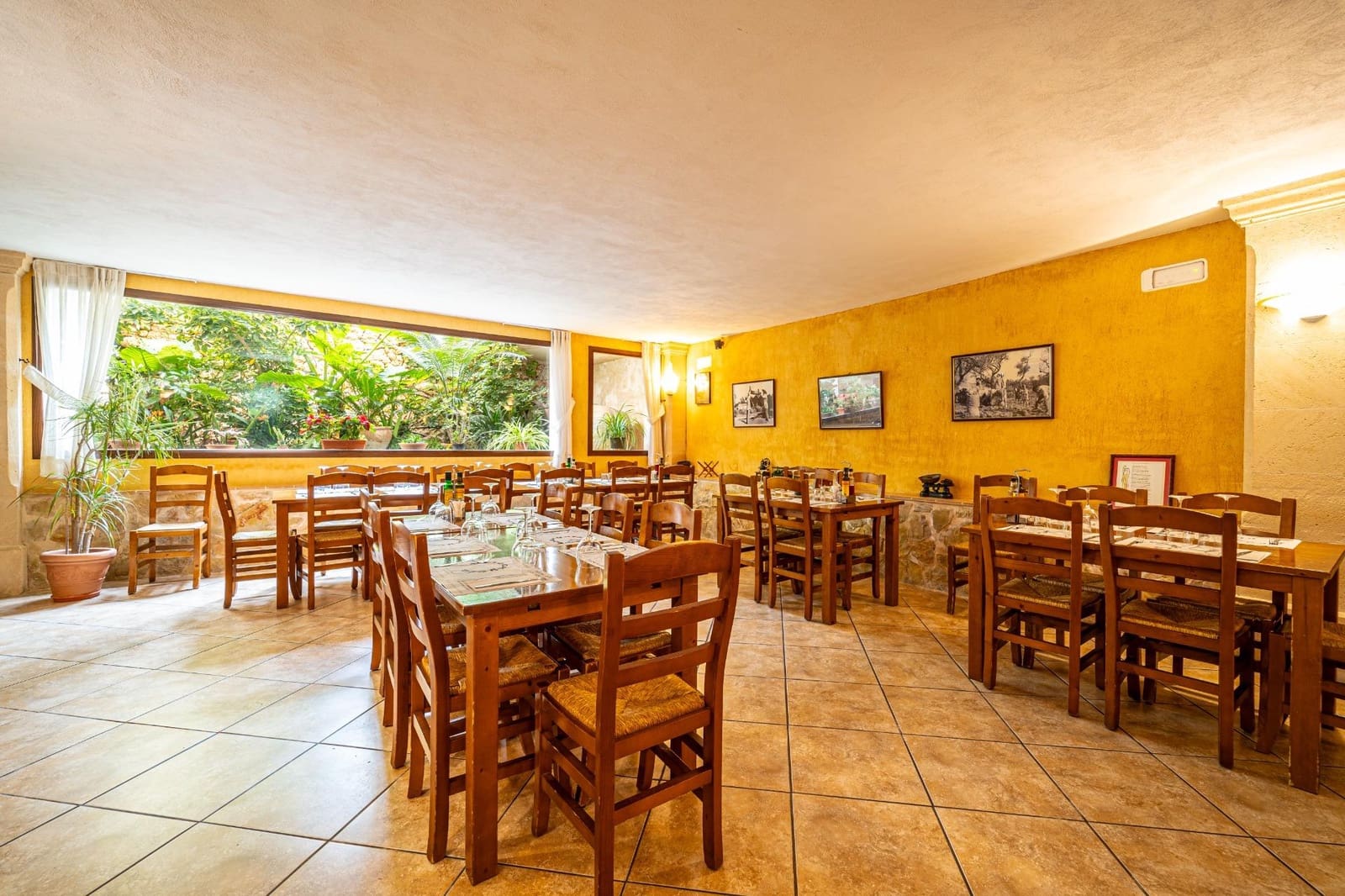 4 soveværelse Virksomhed til salg i Maria de la Salud / Maria de la Salut - € 1.125.000 (Ref: 8324723)