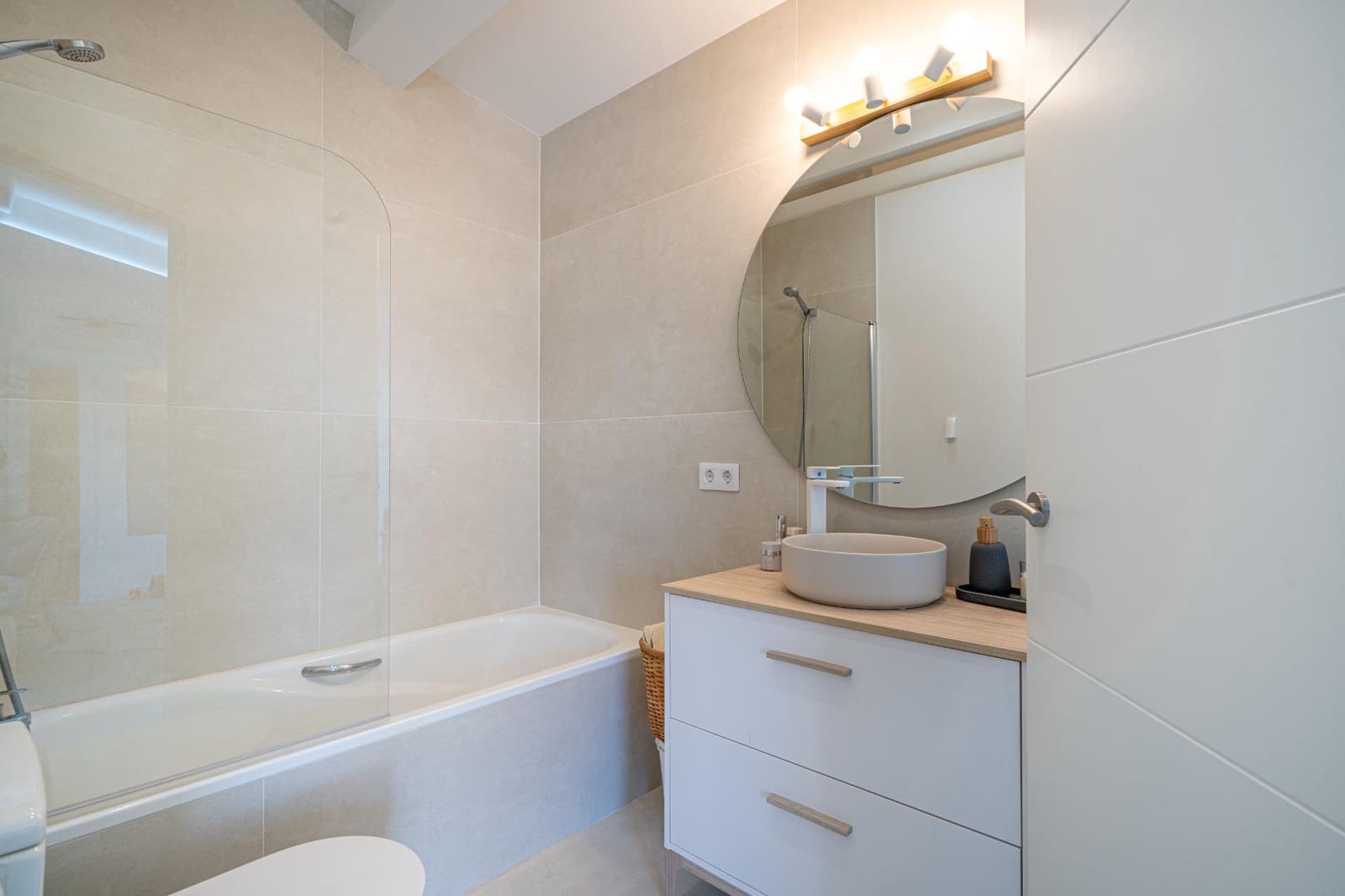 4 soveværelse Villa til salg i Es Molinar / El Molinar med swimmingpool garage - € 2.490.000 (Ref: 8405324)