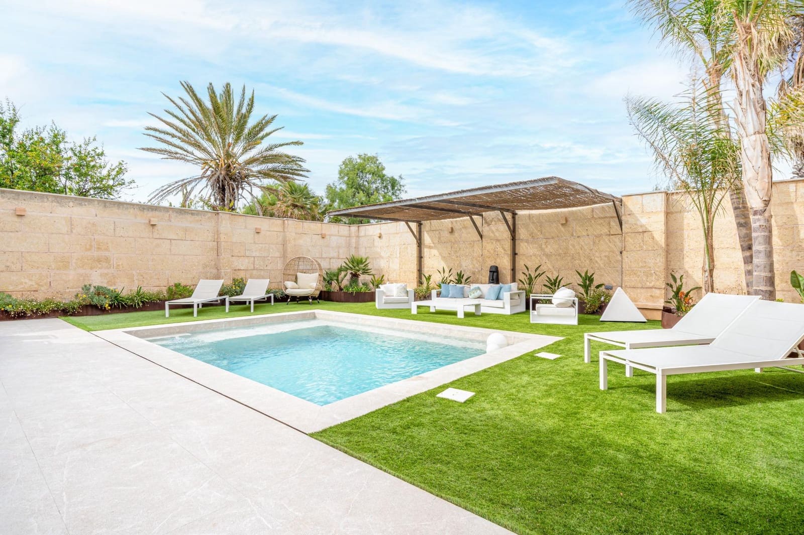 4 soveværelse Villa til salg i Es Molinar / El Molinar med swimmingpool garage - € 2.490.000 (Ref: 8405324)