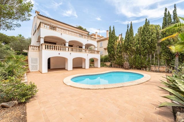 4 bedroom Villa for sale in Portocristo / Port de Manacor, Manacor with pool garage - € 1,250,000 (Ref: 8411307)