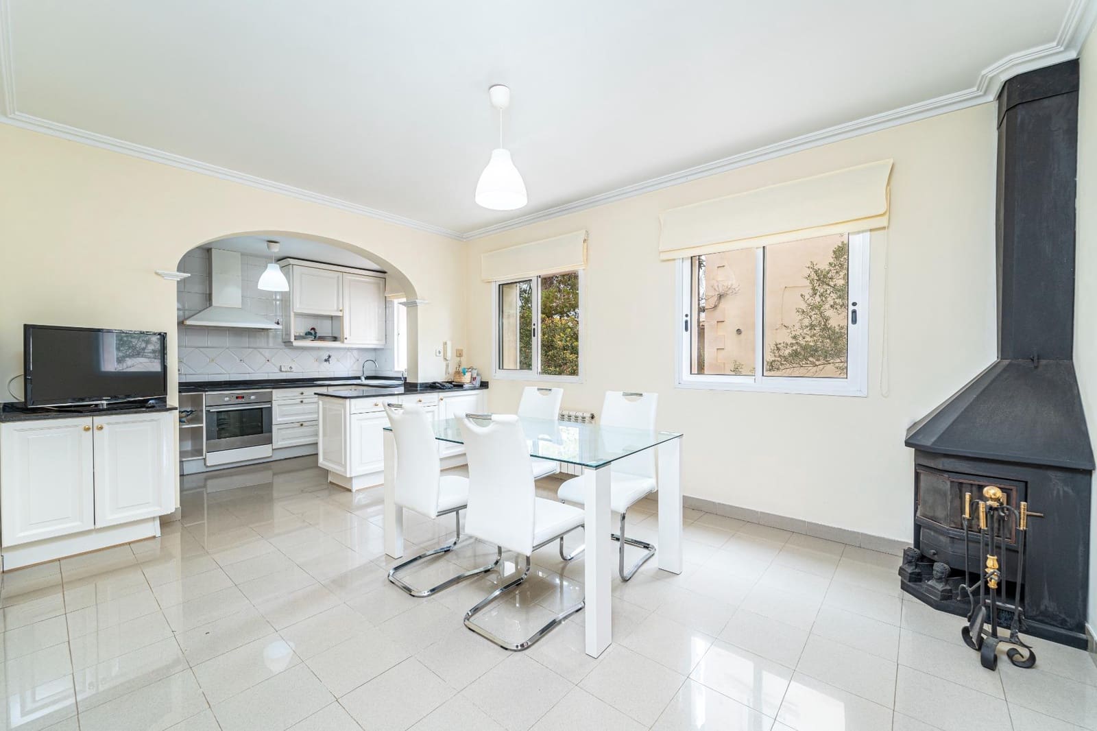 4 chambre Villa/Maison à vendre à Portocristo / Port de Manacor avec piscine garage - 1 250 000 € (Ref: 8411307)