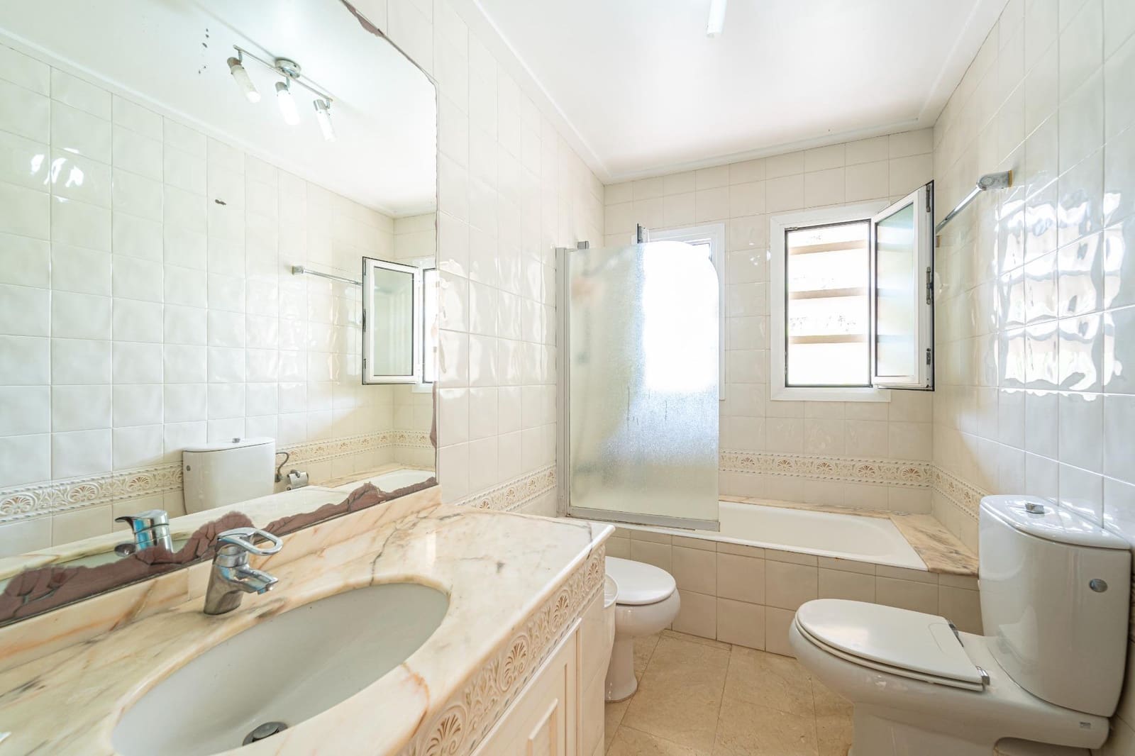 4 chambre Villa/Maison à vendre à Portocristo / Port de Manacor avec piscine garage - 1 250 000 € (Ref: 8411307)