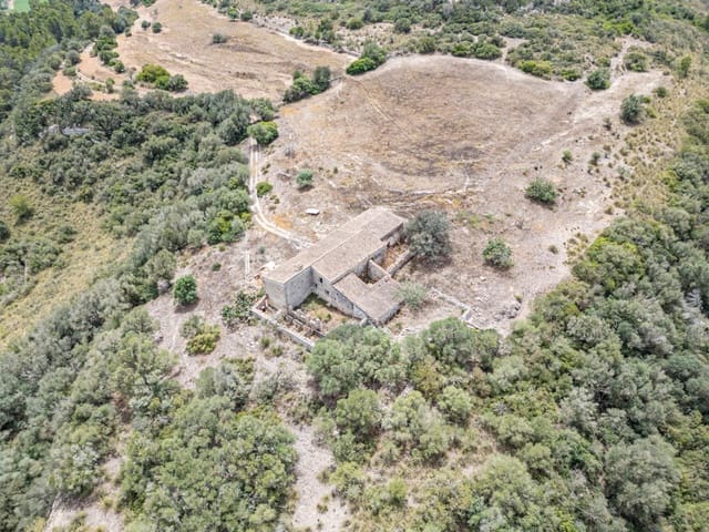 6 bedroom Finca/Country House for sale in Manacor - € 2,770,000 (Ref: 8448317)