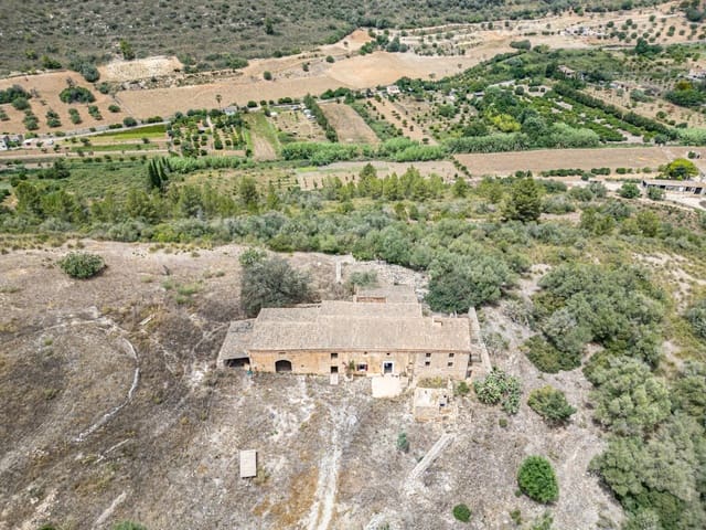 6 bedroom Finca/Country House for sale in Manacor - € 2,770,000 (Ref: 8448317)