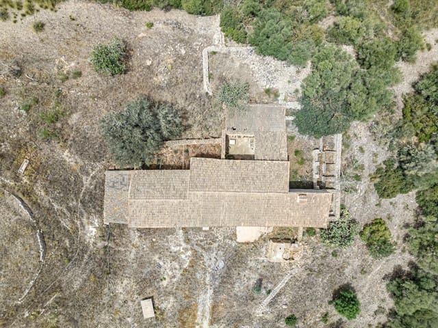 6 bedroom Finca/Country House for sale in Manacor - € 2,770,000 (Ref: 8448317)