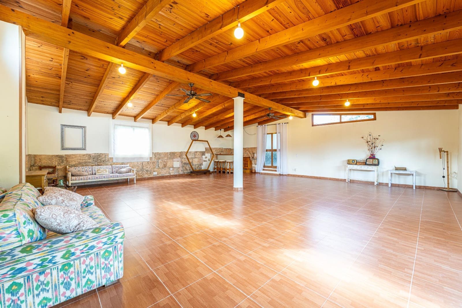 4 soveværelse Finca/Landehus til salg i Petra med swimmingpool garage - € 995.000 (Ref: 8615431)