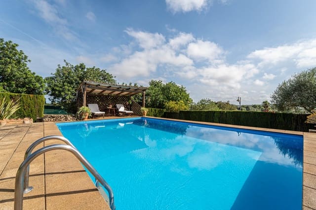 4 soveværelse Finca/Landehus til salg i Petra med swimmingpool garage - € 995.000 (Ref: 8615431)