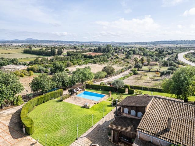 4 soveværelse Finca/Landehus til salg i Petra med swimmingpool garage - € 995.000 (Ref: 8615431)