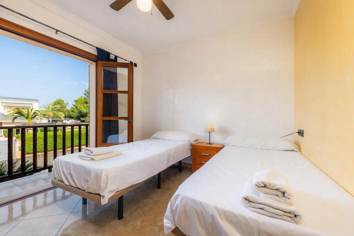 4 soveværelse Rækkehus til salg i Calas de Mallorca med swimmingpool garage - € 525.000 (Ref: 8670577)