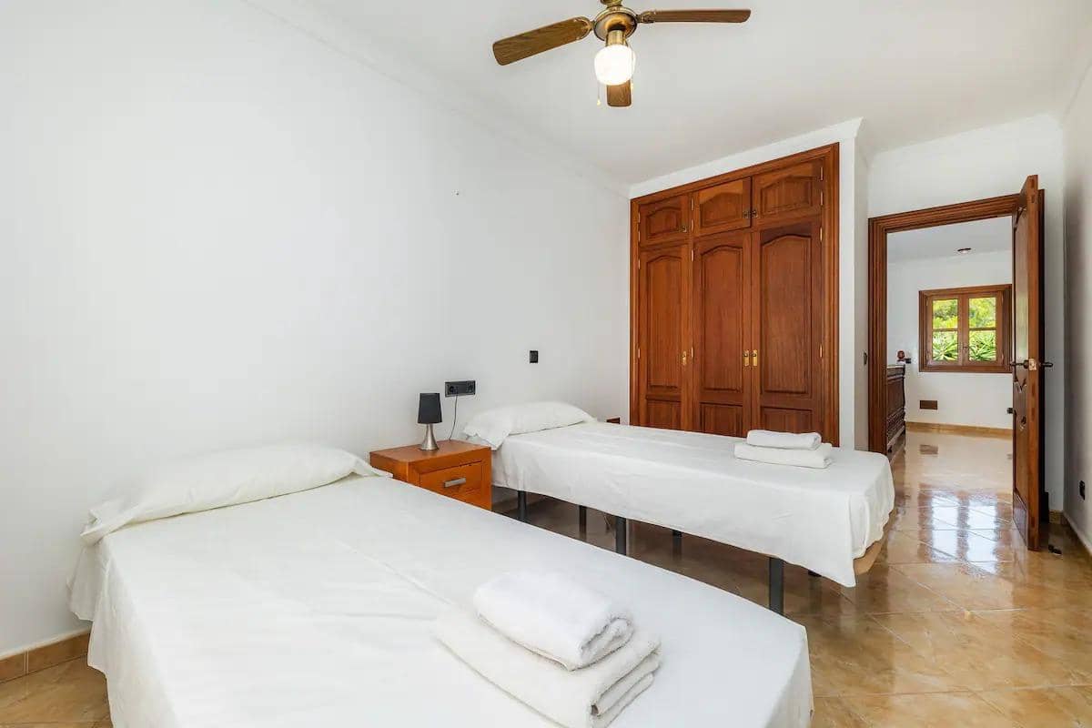 4 soveværelse Rækkehus til salg i Calas de Mallorca med swimmingpool garage - € 525.000 (Ref: 8670577)