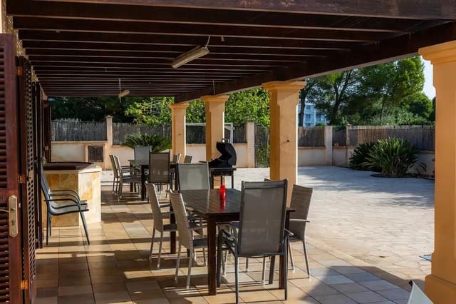 4 slaapkamer Rijtjeshuis te koop in Calas de Mallorca, Manacor met zwembad garage - € 525.000 (Ref: 8670577)