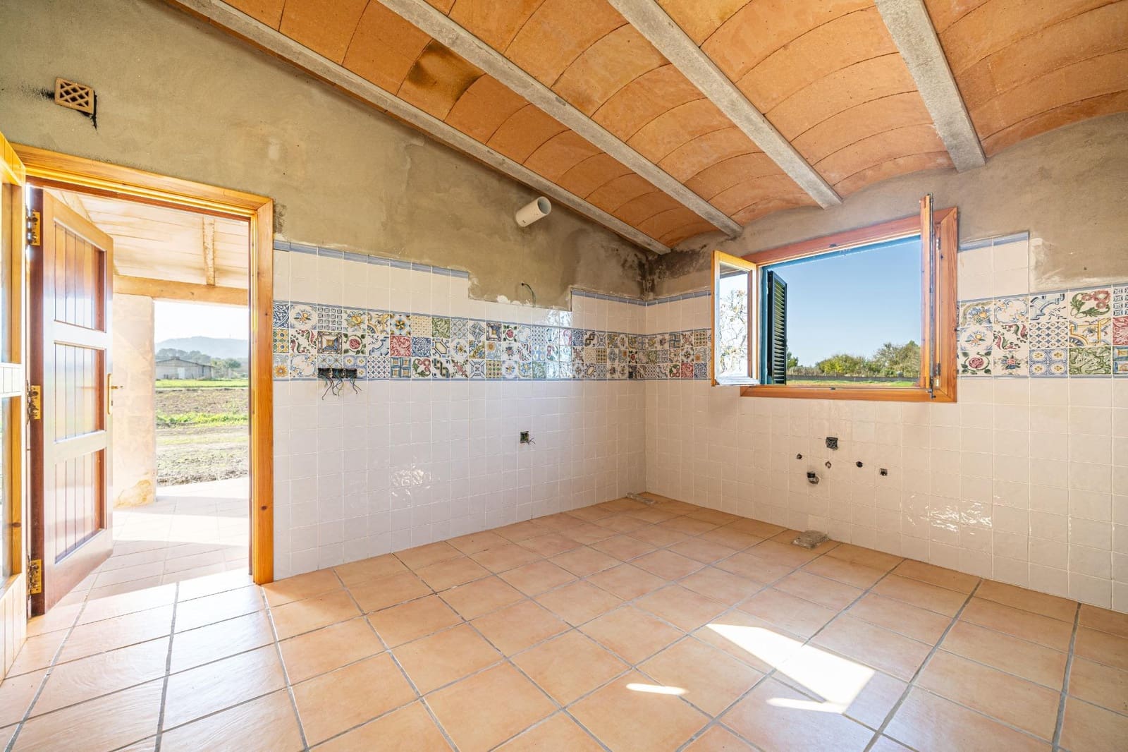 3 bedroom Finca/Country House for sale in Montuiri - € 470,000 (Ref: 8678234)