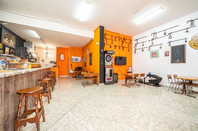 Erhverv til salg i Palma de Mallorca - € 199.000 (Ref: 8915520)