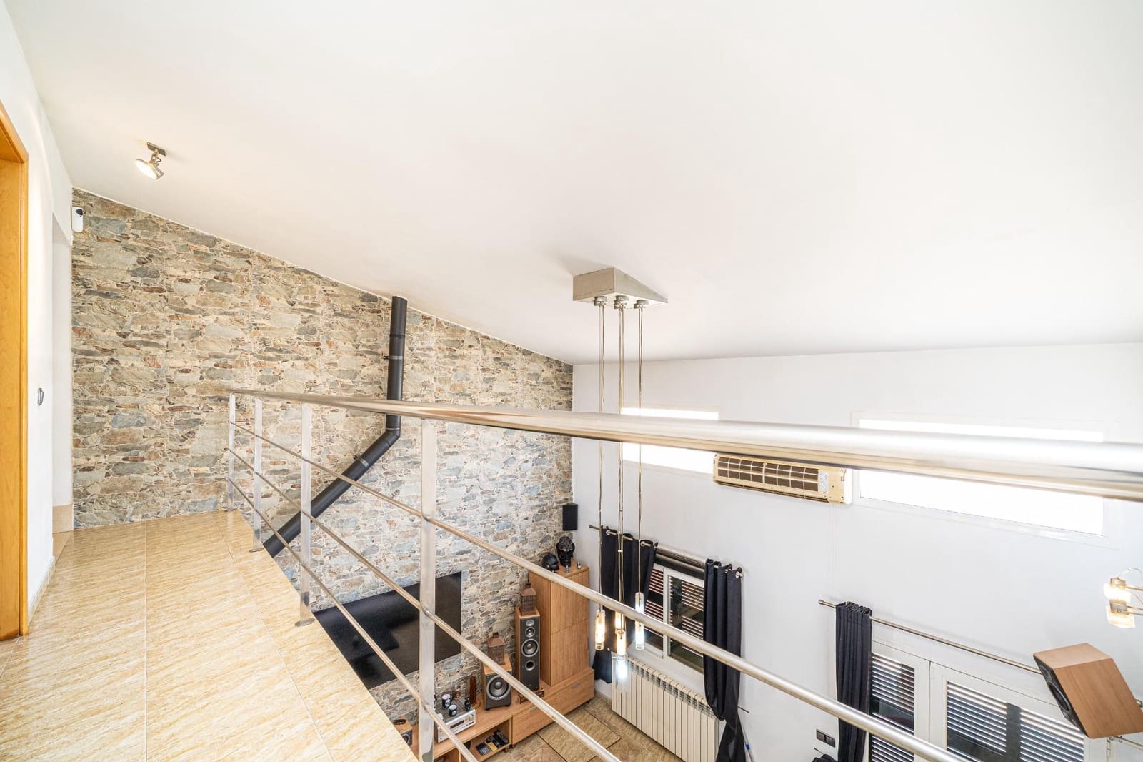 2 soveværelse Semi-Rækkehus til salg i Consell med swimmingpool - € 699.000 (Ref: 8979329)