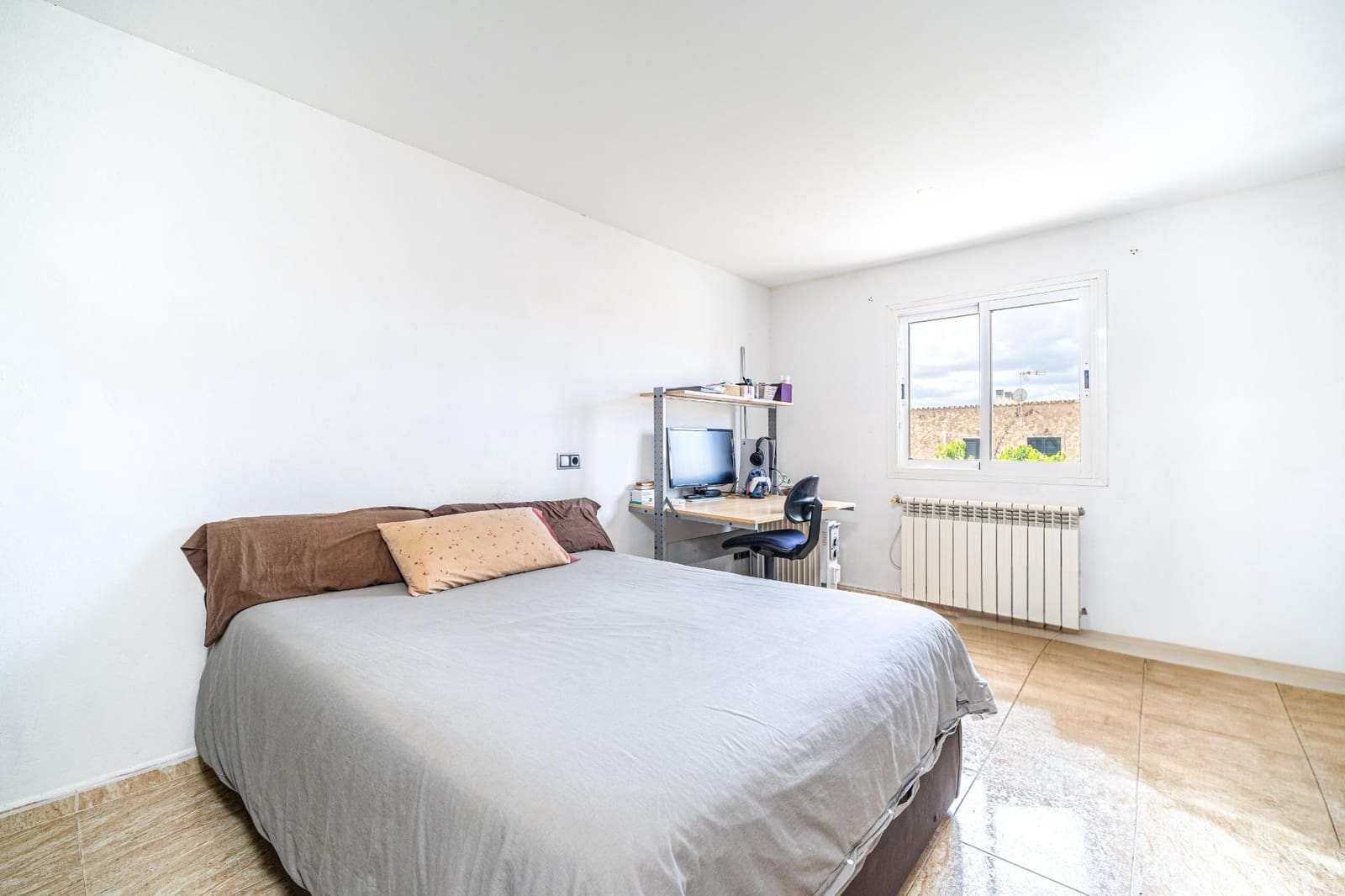 2 soveværelse Semi-Rækkehus til salg i Consell med swimmingpool - € 699.000 (Ref: 8979329)