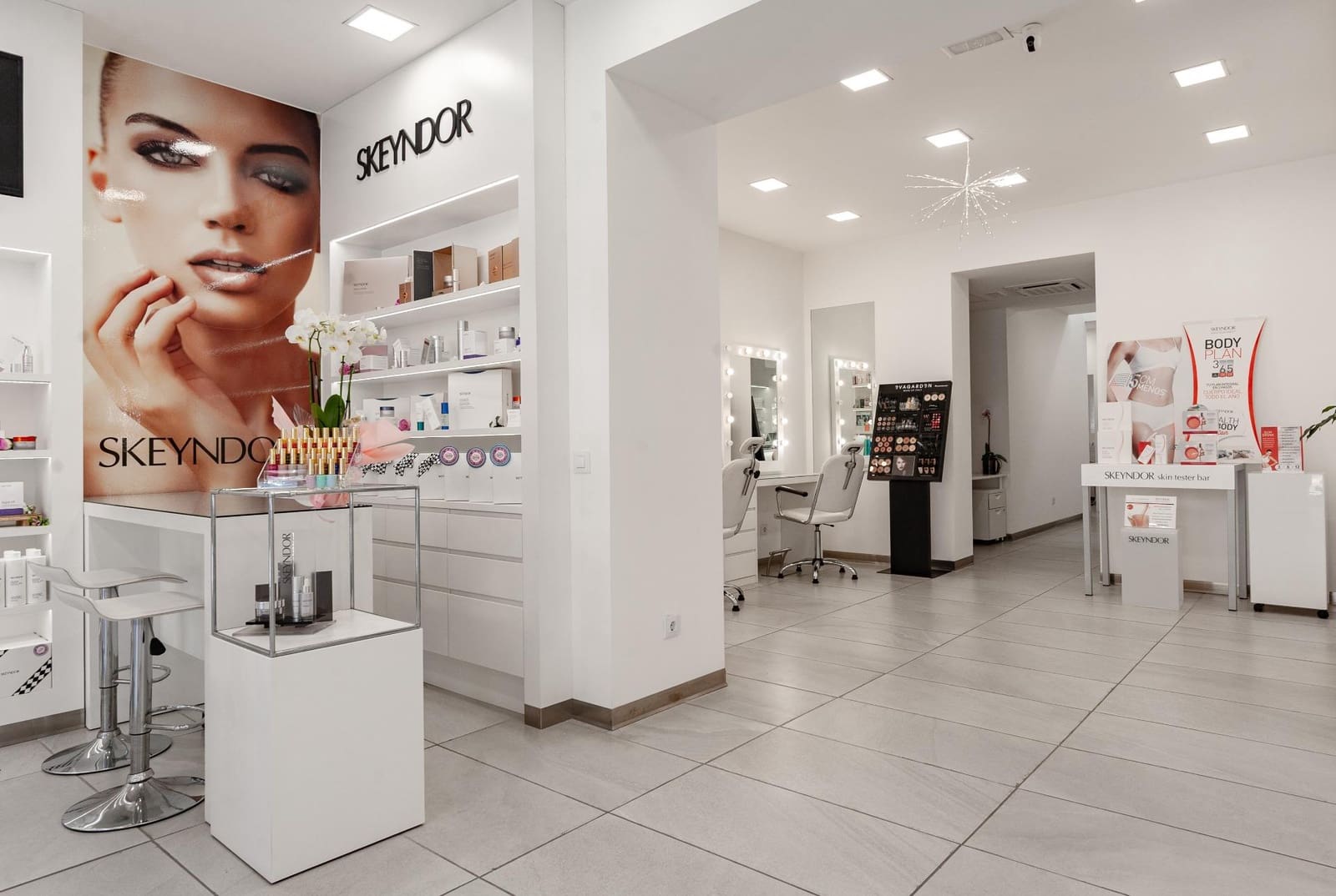 Commercieel te huur in Palma de Mallorca met garage - € 1.500 (Ref: 9032642)