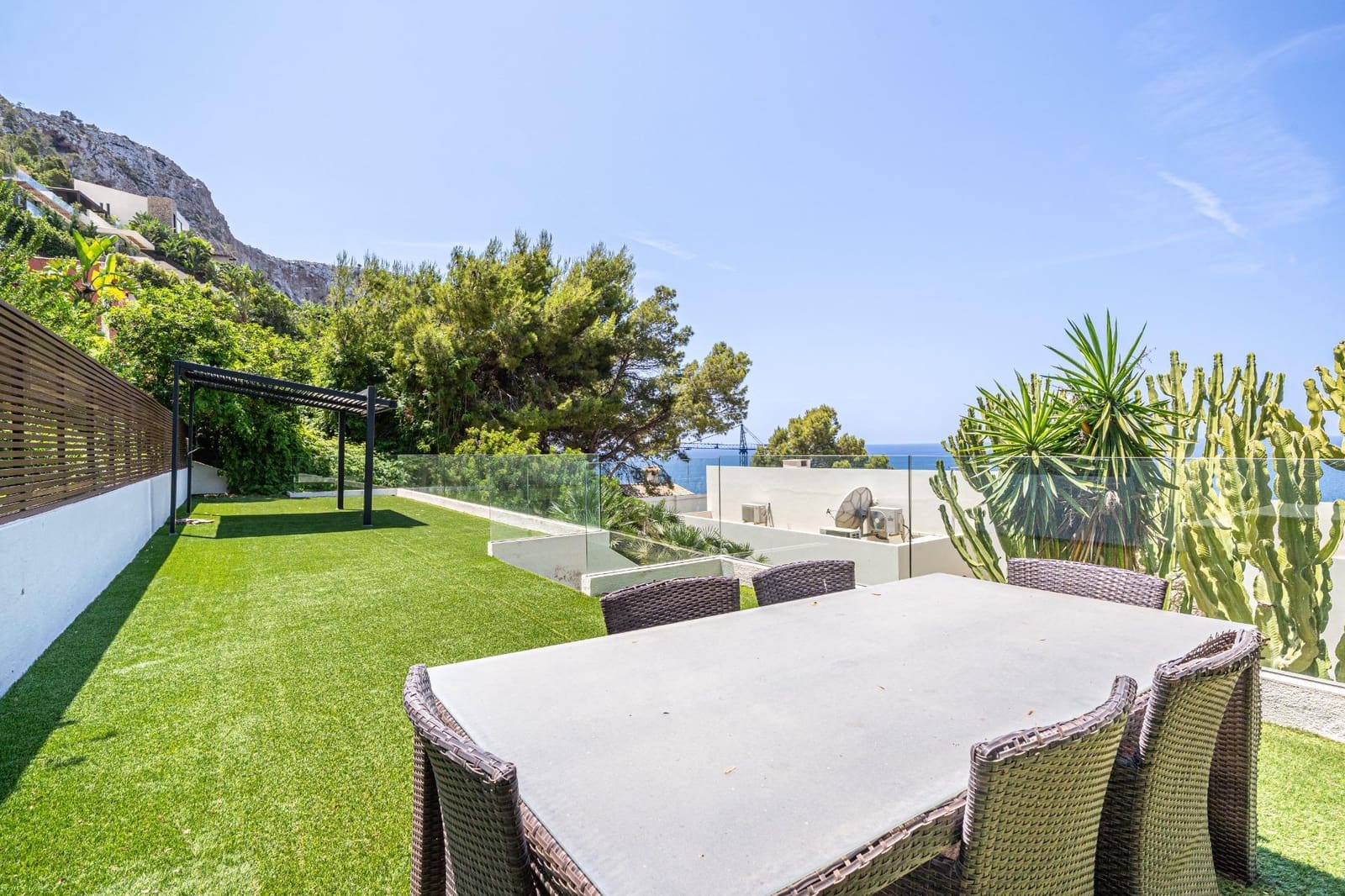 4 quarto Moradia para venda em Puerto de Andratx com piscina garagem - 6 350 000 € (Ref: 9116271)