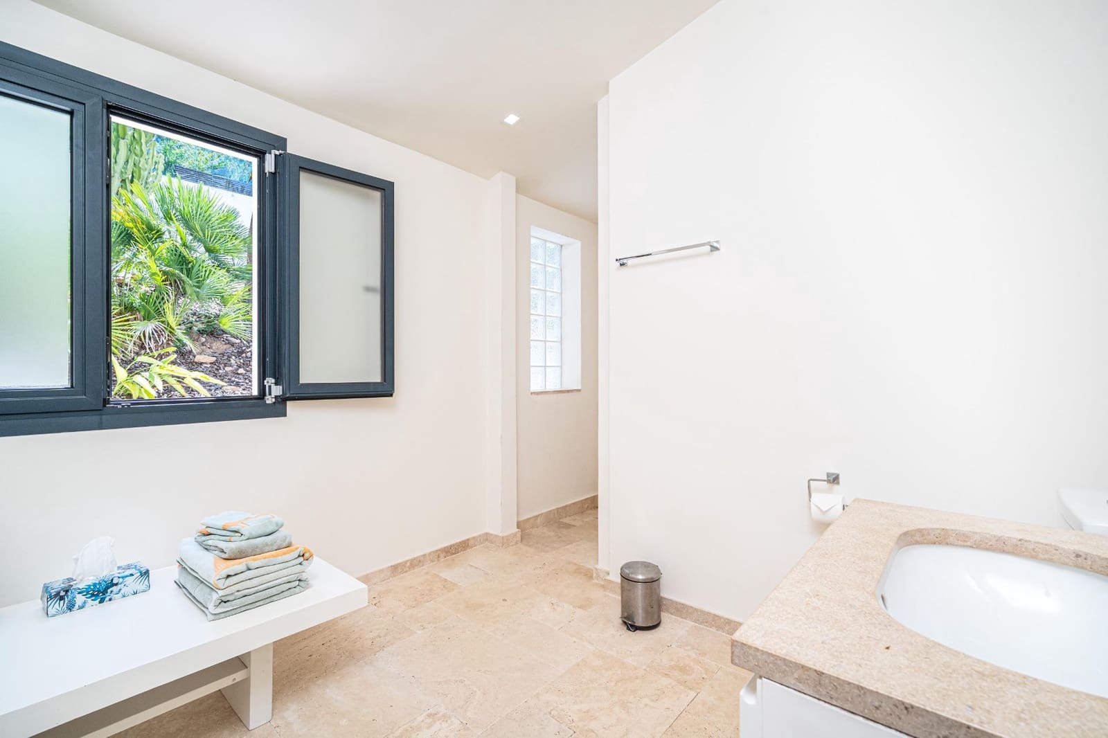 4 quarto Moradia para venda em Puerto de Andratx com piscina garagem - 6 350 000 € (Ref: 9116271)