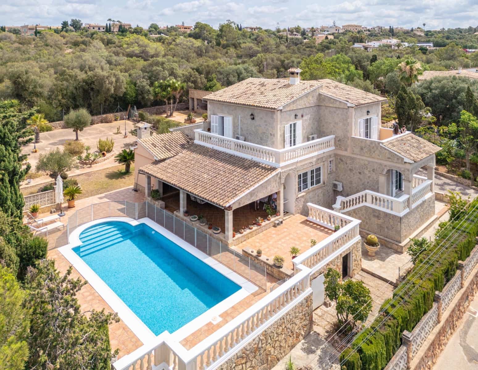 5 soveværelse Villa til salg i Sa Cabaneta / La Cabaneta med swimmingpool garage - € 1.299.000 (Ref: 9118864)