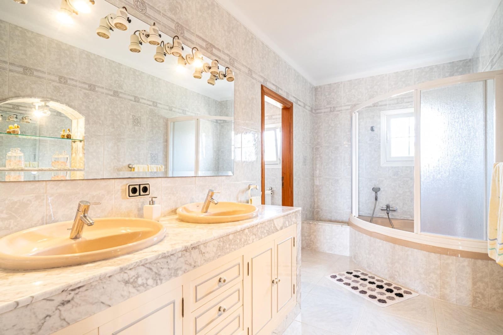 5 soveværelse Villa til salg i Sa Cabaneta / La Cabaneta med swimmingpool garage - € 1.299.000 (Ref: 9118864)